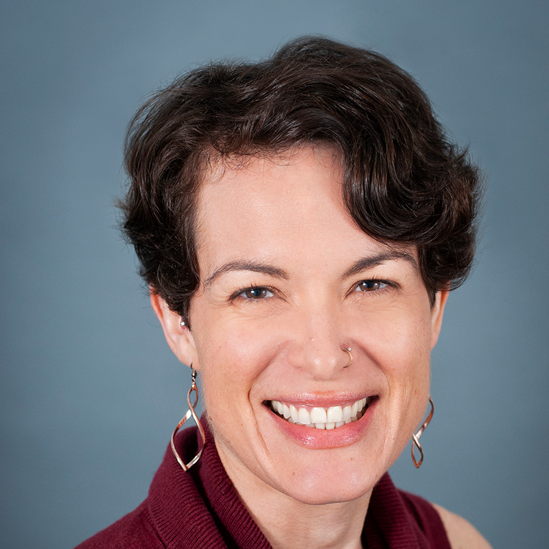 Headshot of Amanda Lienau
